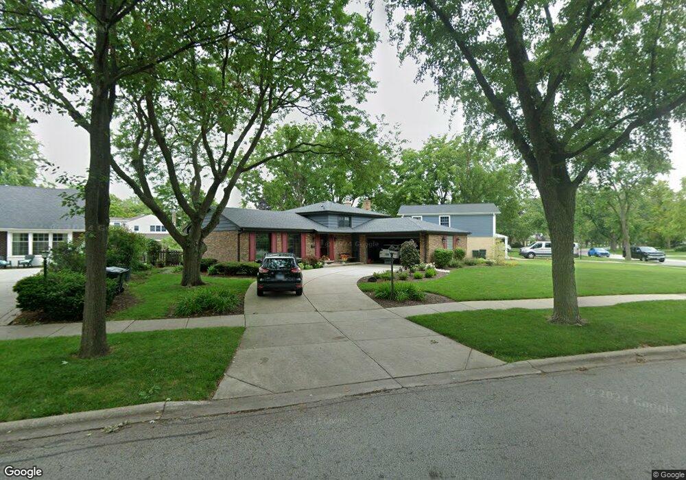 3349 Maple Leaf Dr, Glenview, IL 60026 - photo 1