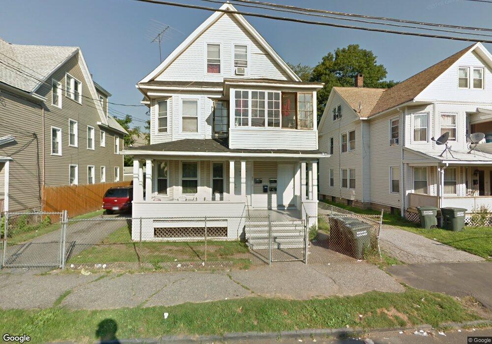 377 Huntington Rd unit 1, Bridgeport, CT 06608 - photo 1