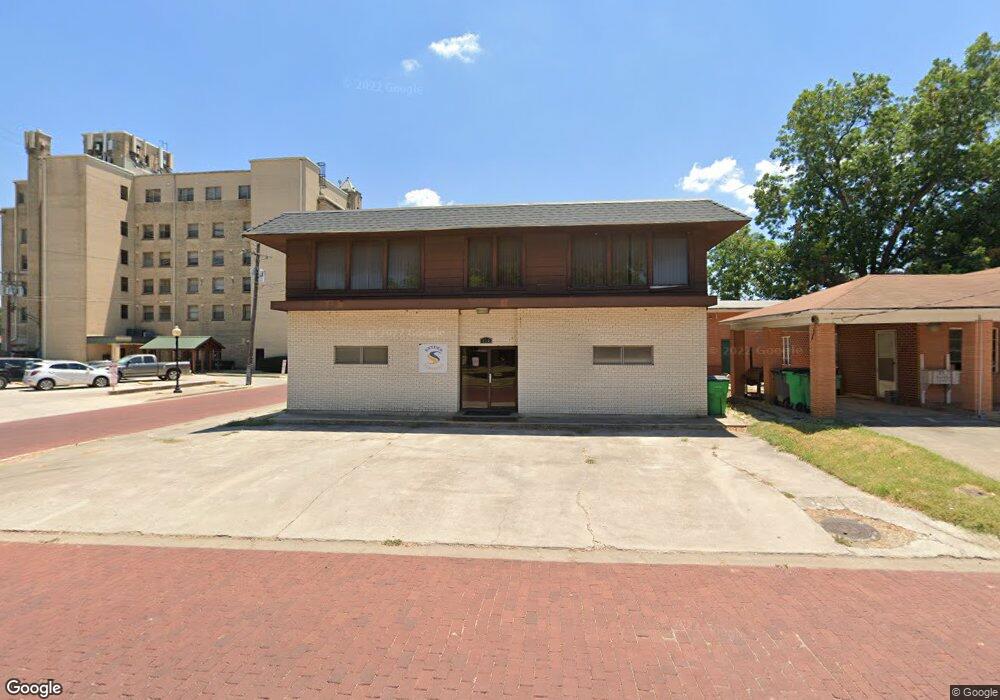 414 E Elm St, Gainesville, TX 76240 - photo 1