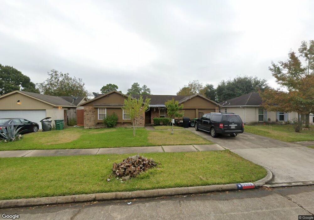 10606 Kirkhill Dr, Houston, TX 77089 - photo 1