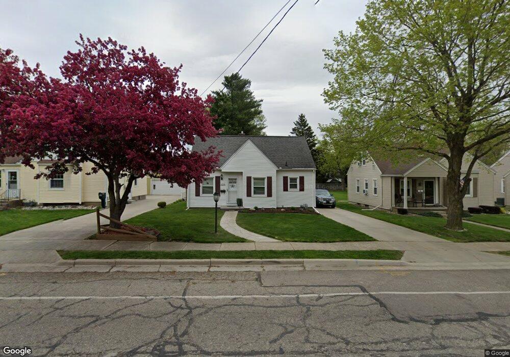 628 Springbrook Ave, Adrian, MI 49221 - photo 1