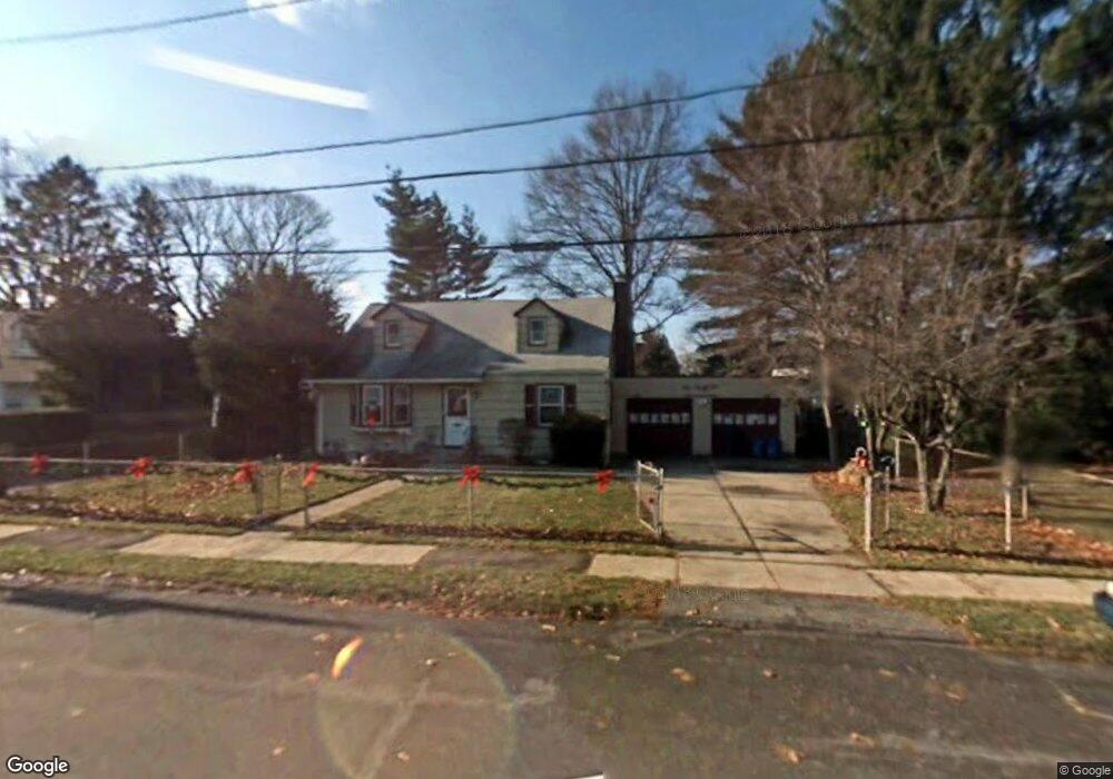 395 Howard Ave, Copiague, NY 11726 - photo 1