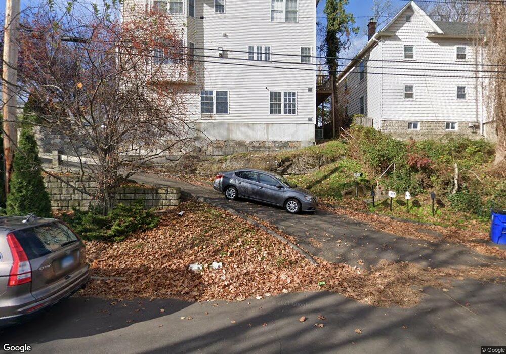 94 Castle Ave unit 1, Fairfield, CT 06825 - photo 1