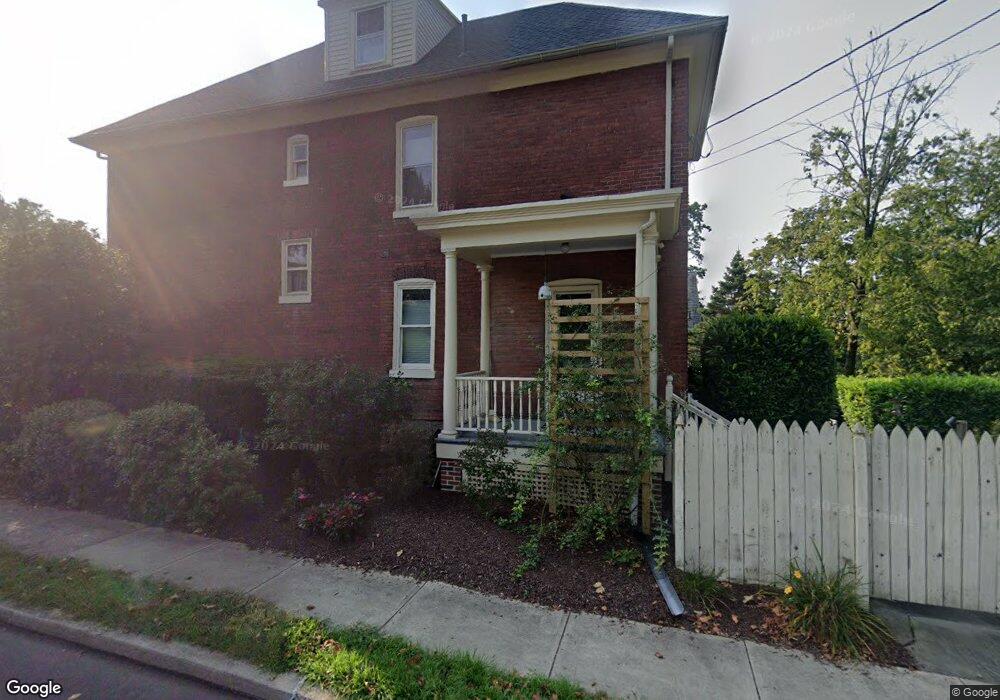 724 Hamilton St, Easton, PA 18042 - photo 1