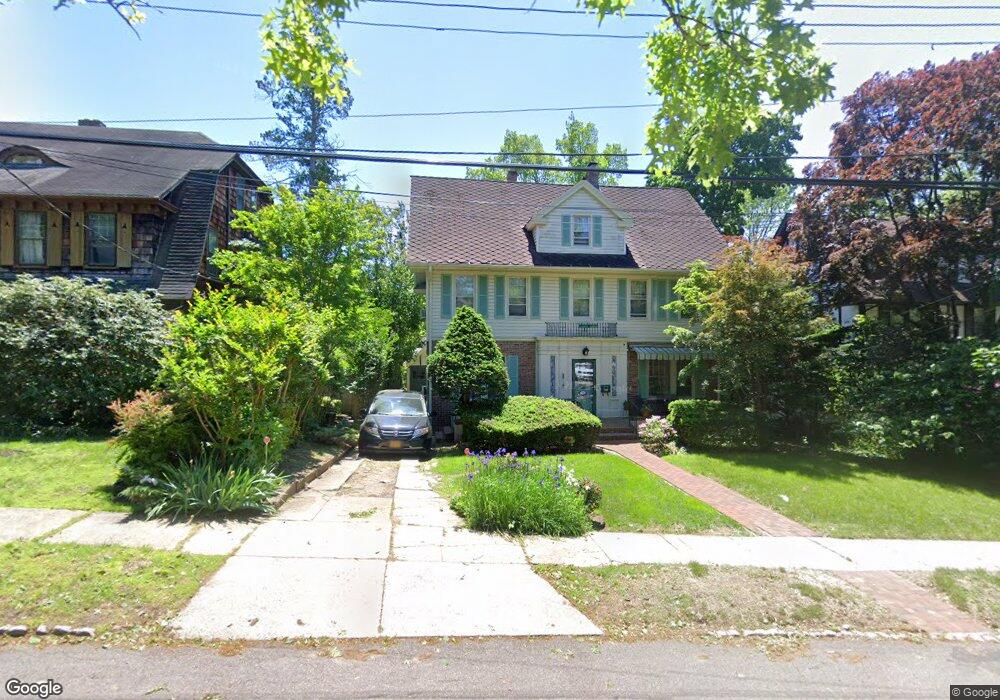 220 Ridge Rd, Little Neck, NY 11363 - photo 1