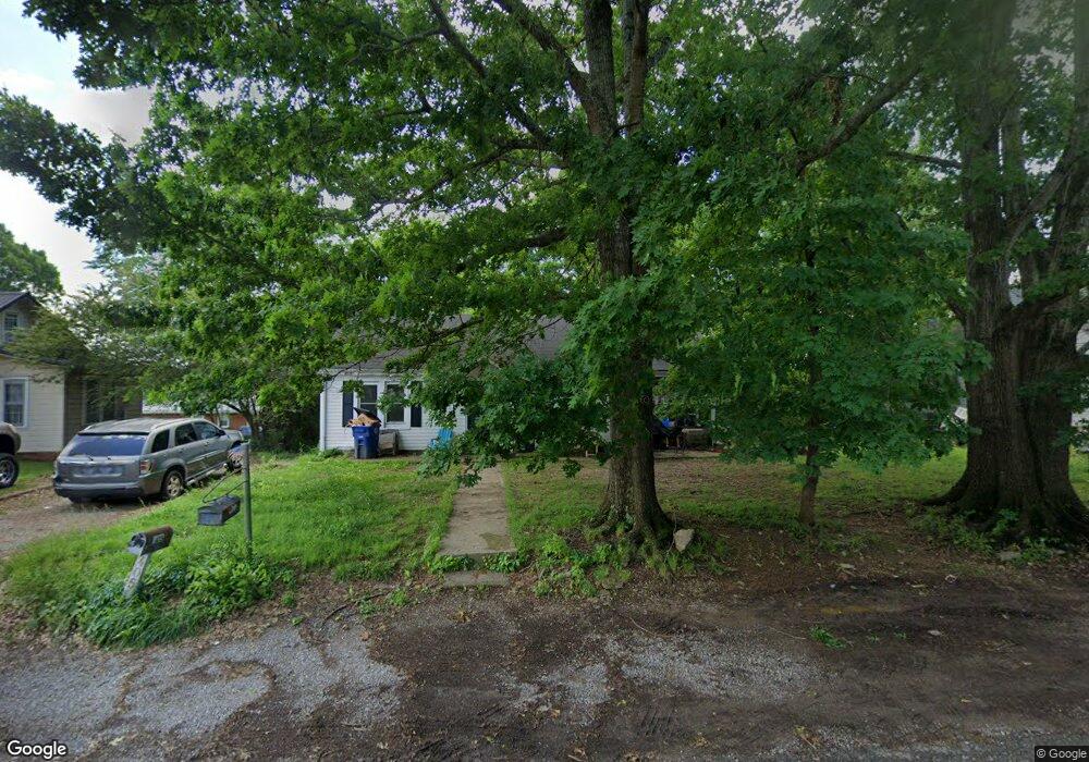 402 White St, Shelbyville, TN 37160 - photo 1