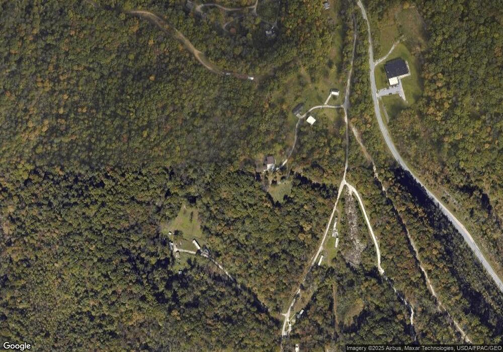 1475 Dutch Hollow Rd, Dunbar, WV 25064 - photo 1