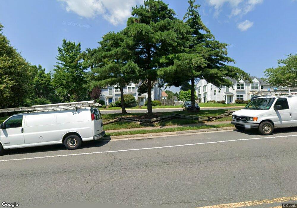 14005D Grumble Jones Ct, Centreville, VA 20121 - photo 1