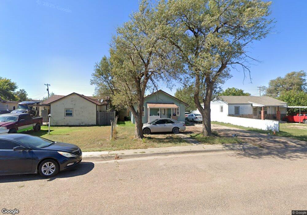 719 Spruce Ave, Dumas, TX 79029 - photo 1