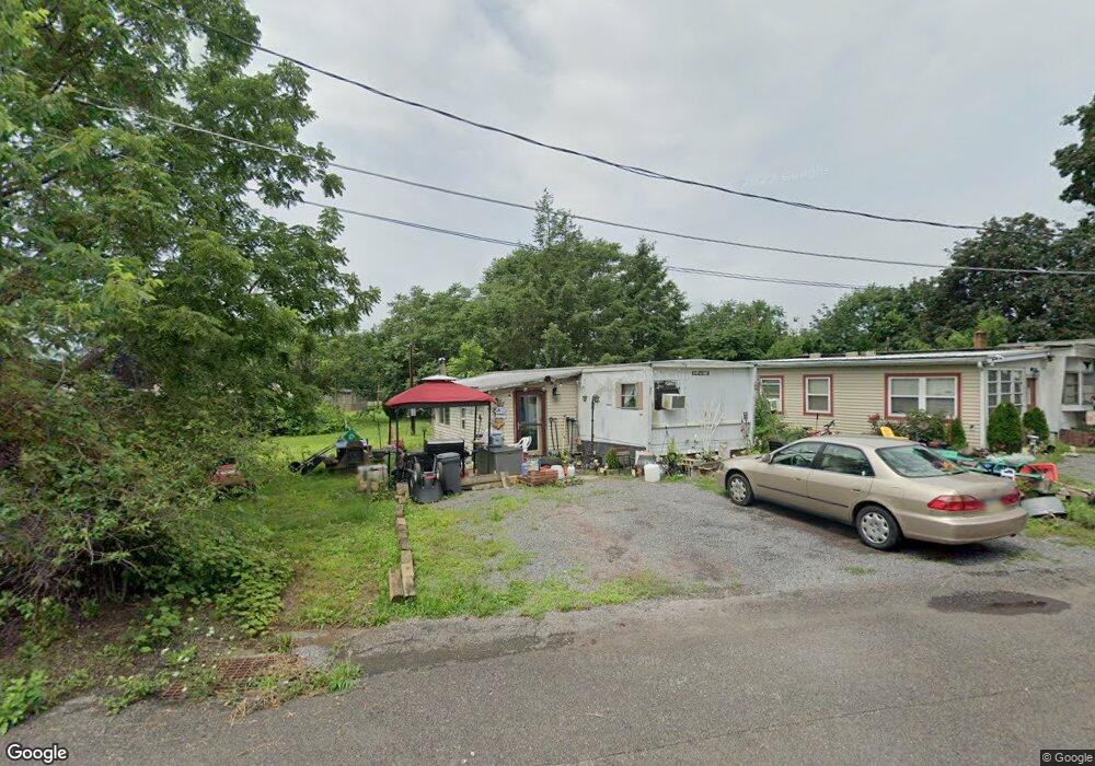 109 S Apple St, Lewisburg, PA 17837 - photo 1