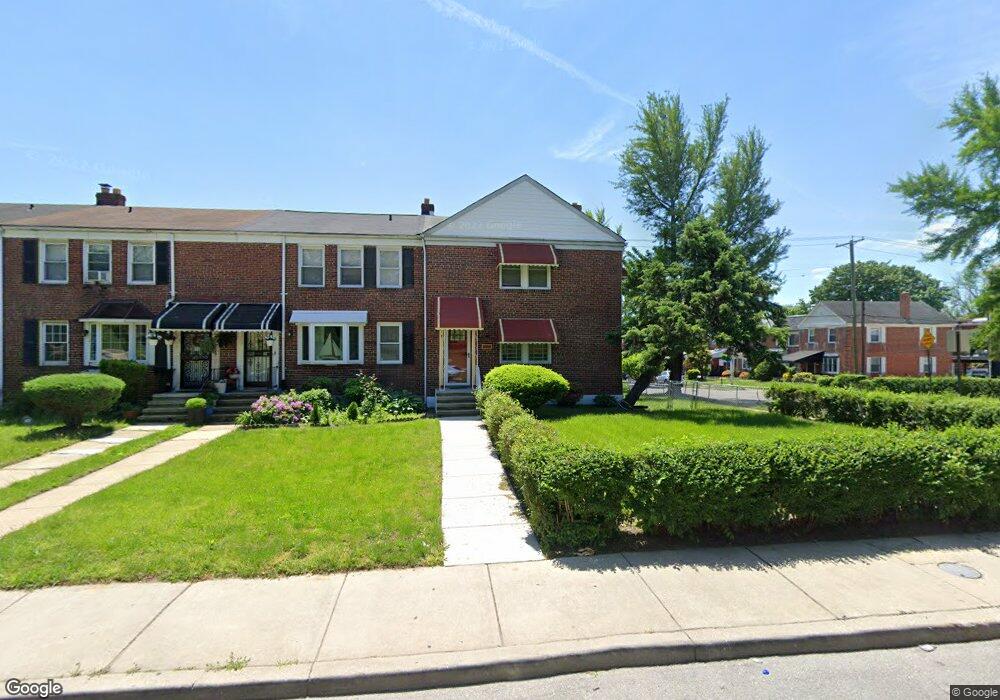 2727 Gwynns Falls Pkwy, Baltimore, MD 21216 - photo 1