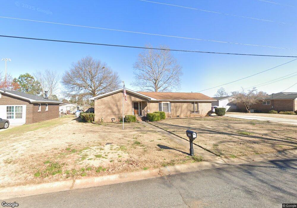 702 Meadowridge Dr, Warner Robins, GA 31093 - photo 1