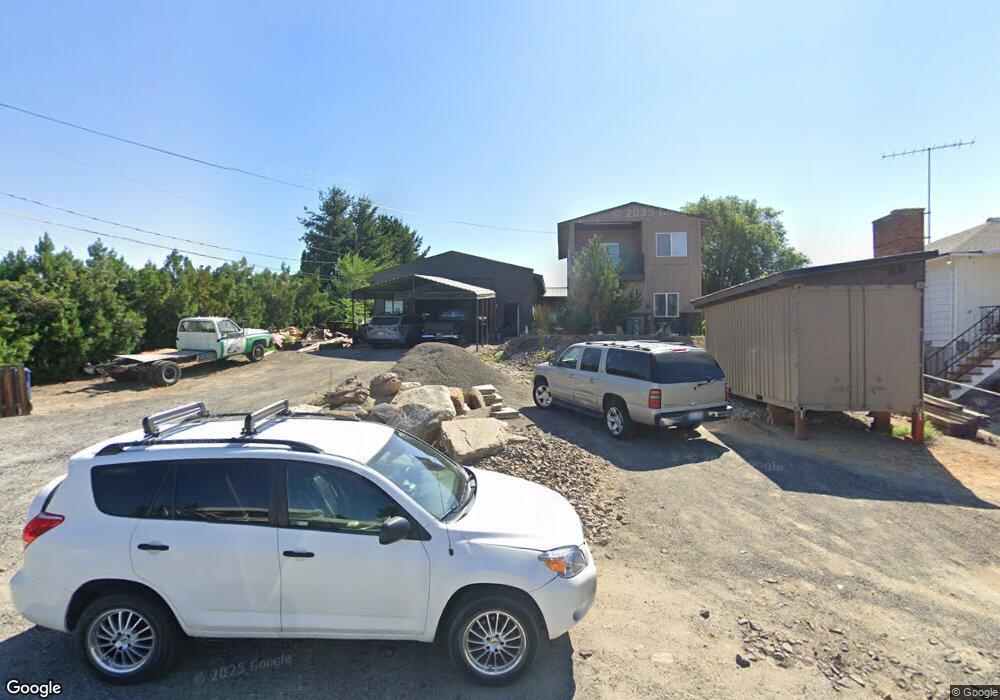 103 S Houston Ave, East Wenatchee, WA 98802 - photo 1