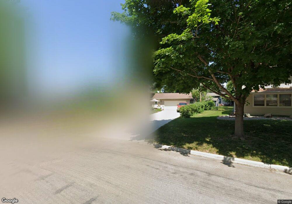 1021 Skylark Ln, Albert Lea, MN 56007 - photo 1