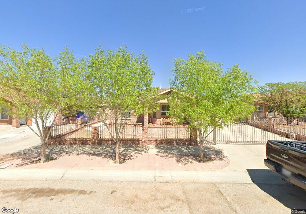 307 Barrel Cactus Dr, Horizon City, TX 79928 - photo 1