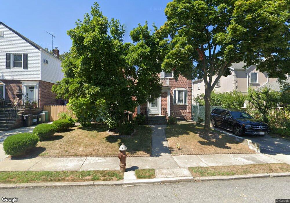 76-44 173rd St, Flushing, NY 11366 - photo 1