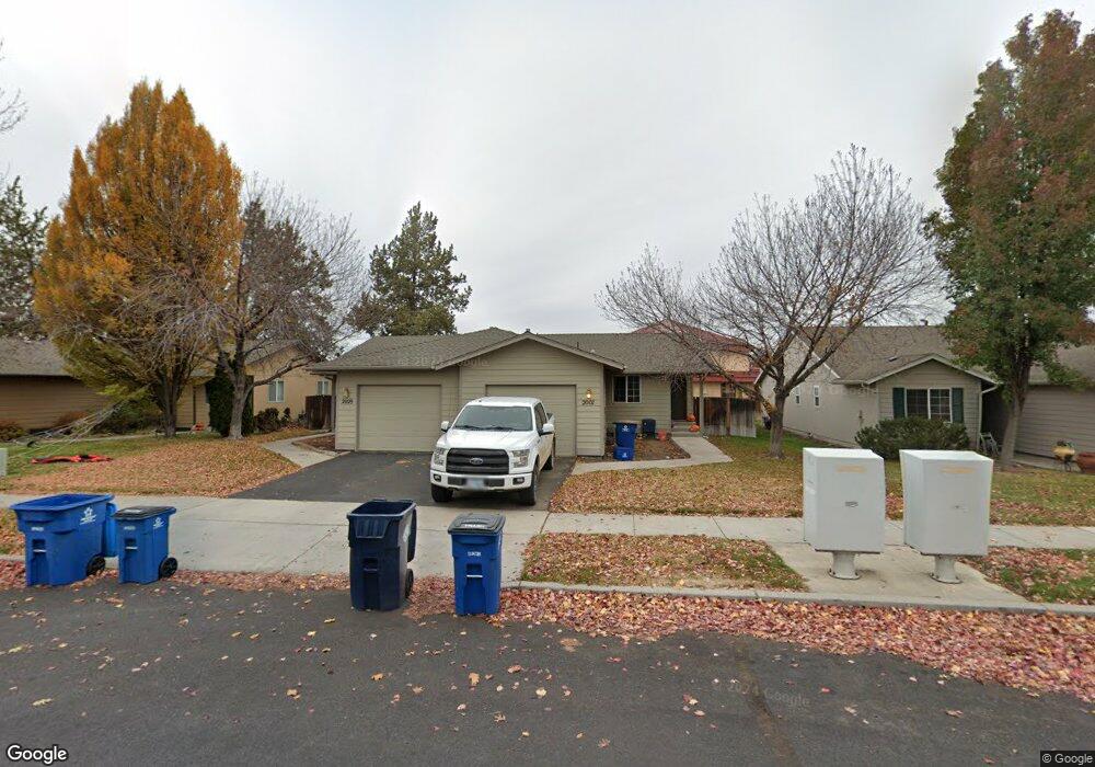 2007 NW Elm Ave, Redmond, OR 97756 - photo 1