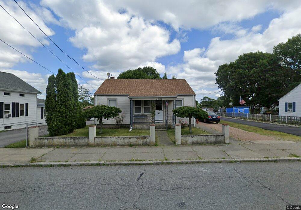 1628 Rodman St, Fall River, MA 02721 - photo 1