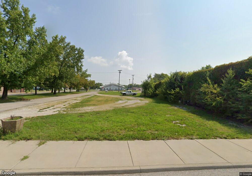 103 S Main St, Bicknell, IN 47512 - photo 1