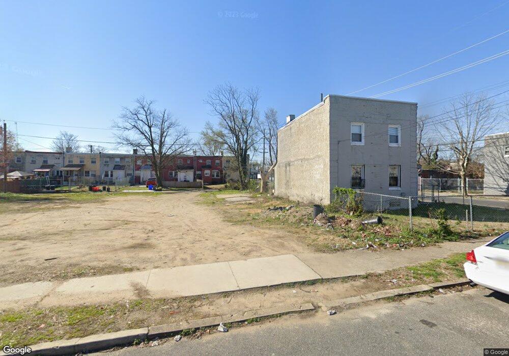 802 Tulip St, Camden, NJ 08104 - photo 1