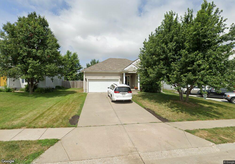 2108 Quartz Dr, Papillion, NE 68046 - photo 1