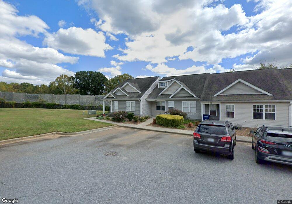 961 Valiant Dr, Statesville, NC 28677 - photo 1