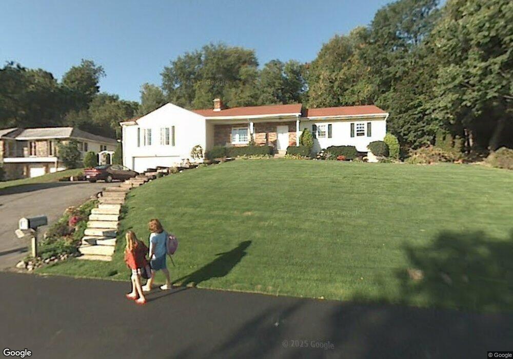 9 McDonald Ln, Rensselaer, NY 12144 - photo 1