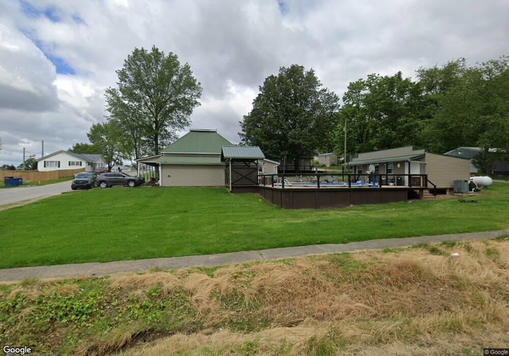 123 N 2nd St, Montgomery, IN 47558 - photo 1