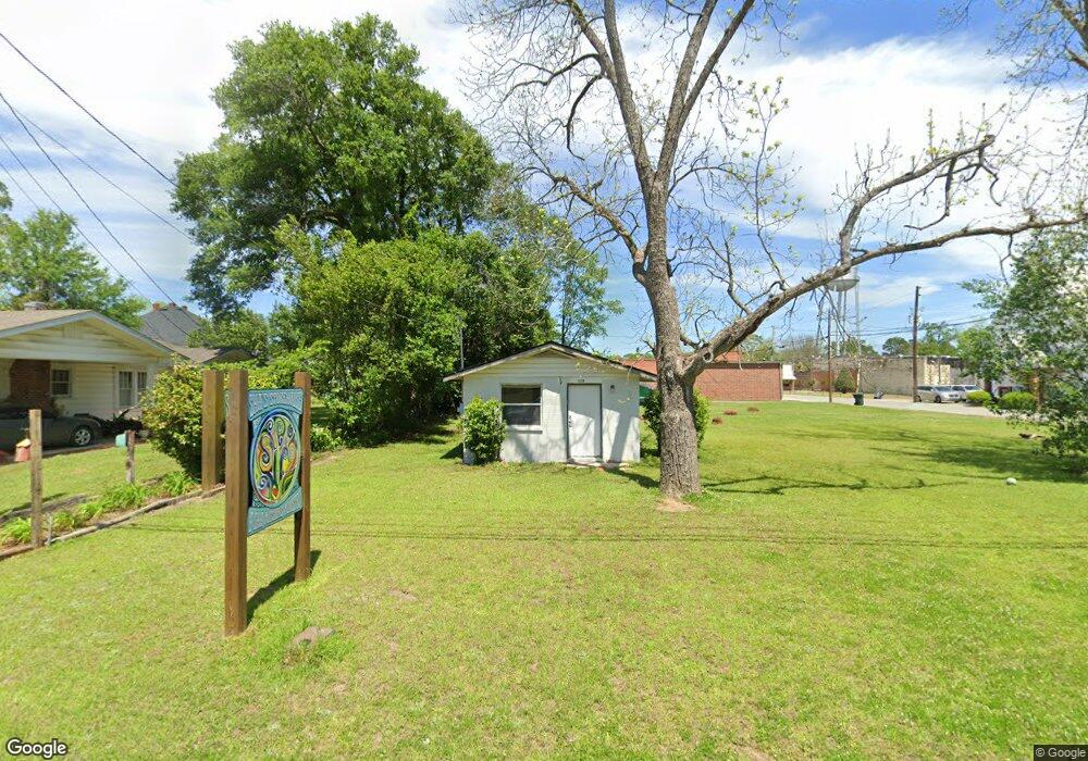 123 W Weeks St, Norman Park, GA 31771 - photo 1