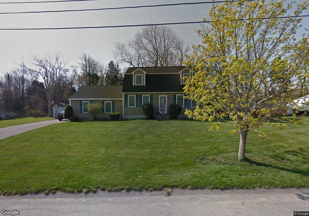 16 Lisa Ln, Bristol, RI 02809 - photo 1