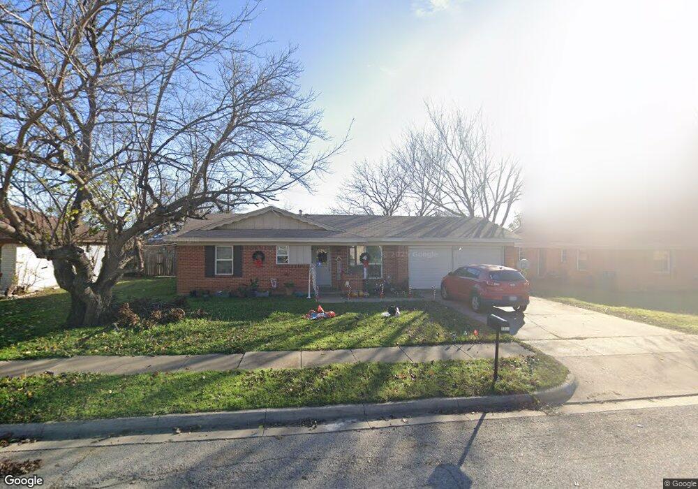 7708 Clenis Ln, North Richland Hills, TX 76180 - photo 1