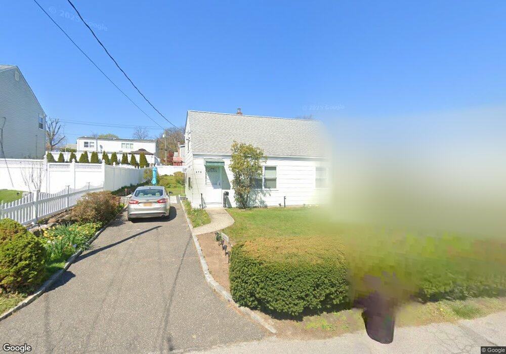 278 Concord Rd, Yonkers, NY 10710 - photo 1