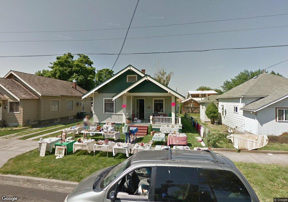 215 SW 8th St, Pendleton, OR 97801 - photo 1