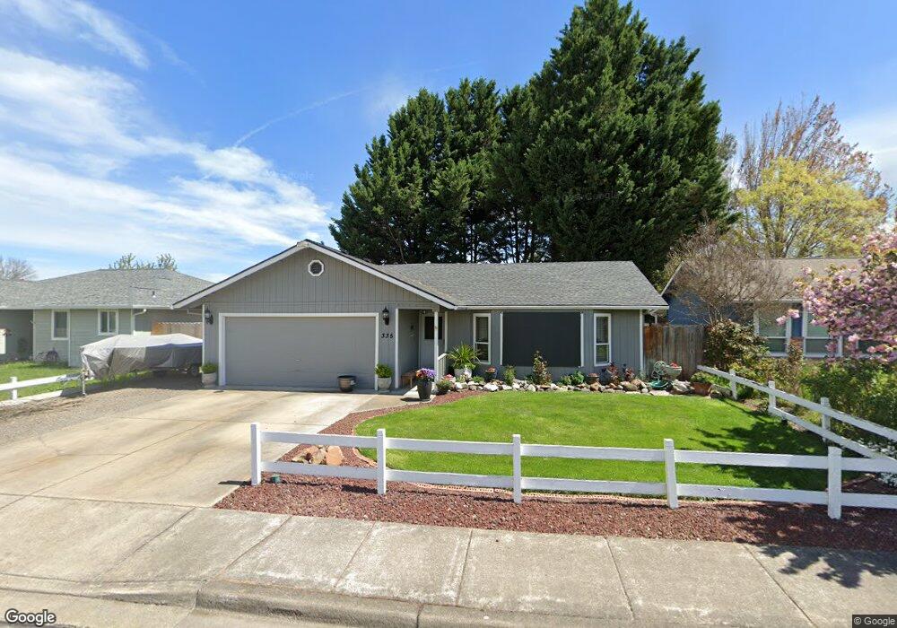 335 Snowy Butte Ln, Central Point, OR 97502 - photo 1