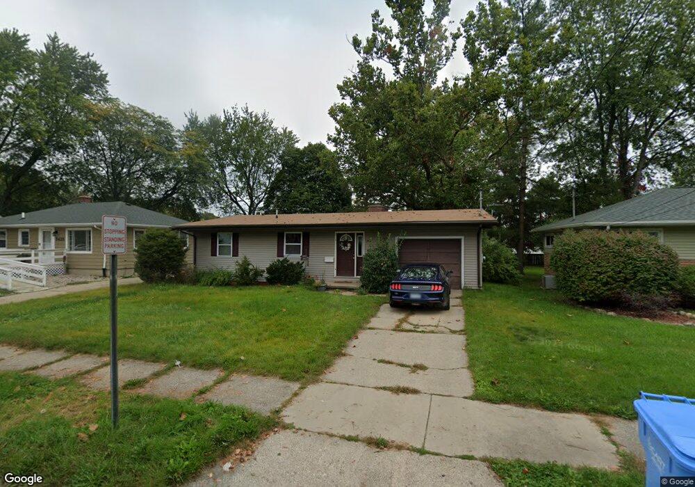 3431 Palmer St, Lansing, MI 48910 - photo 1