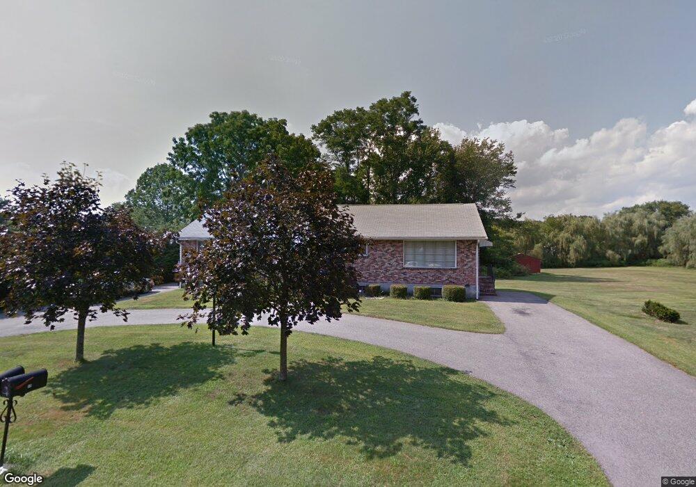 52 Willow Ave, Dracut, MA 01826 - photo 1