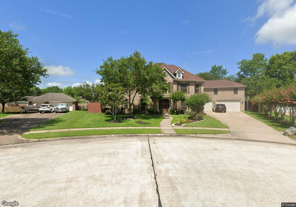 1220 Peregrine Dr, Friendswood, TX 77546 - photo 1
