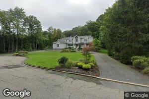 11 Elaine Ct, Woodcliff Lake, NJ 07677