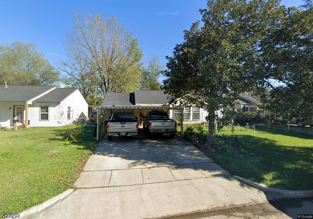 5903 Monsanta St, Houston, TX 77087 - photo 1