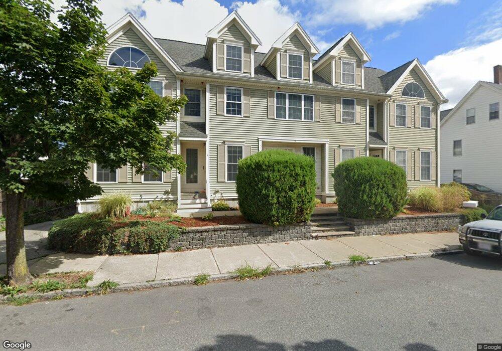 9 Russell St unit 5, Waltham, MA 02453 - photo 1