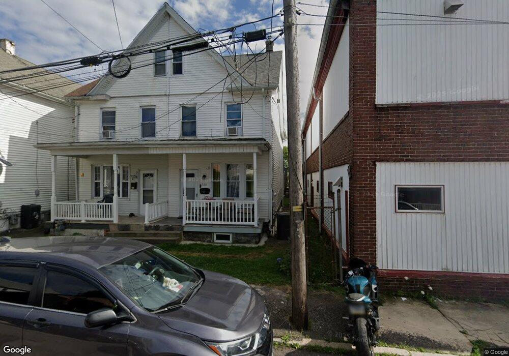 940 W 3rd St, Hazleton, PA 18201 - photo 1