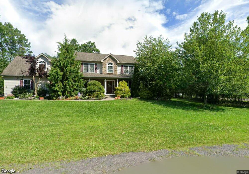 94 Greystone Dr, Mountain Top, PA 18707 - photo 1