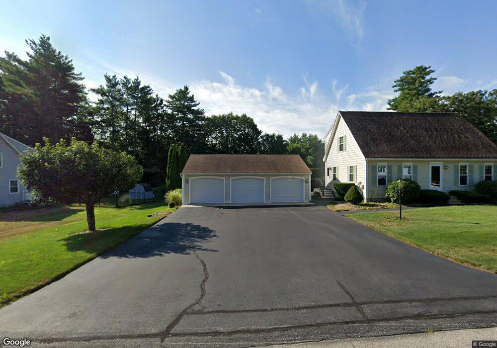 10 Juniper Way, MerriMacK, NH 03054 - photo 1