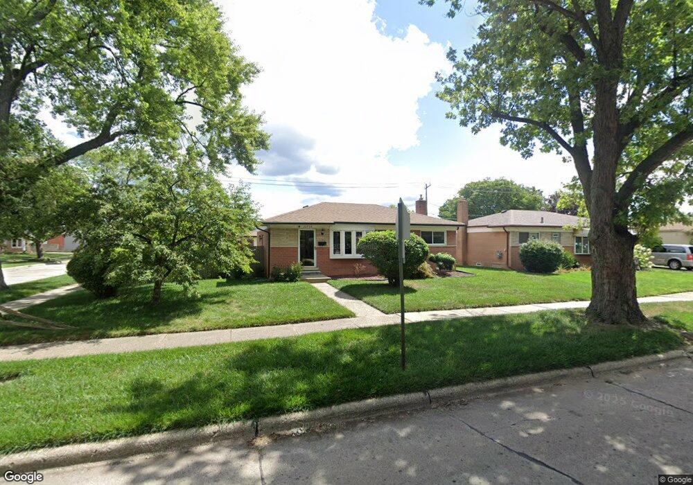 30754 Mayflower St, Roseville, MI 48066 - photo 1