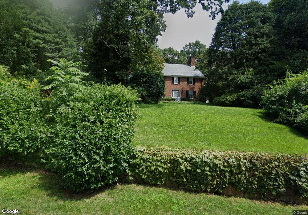 9 Highgate, Wellesley Hills, MA 02481 - photo 1