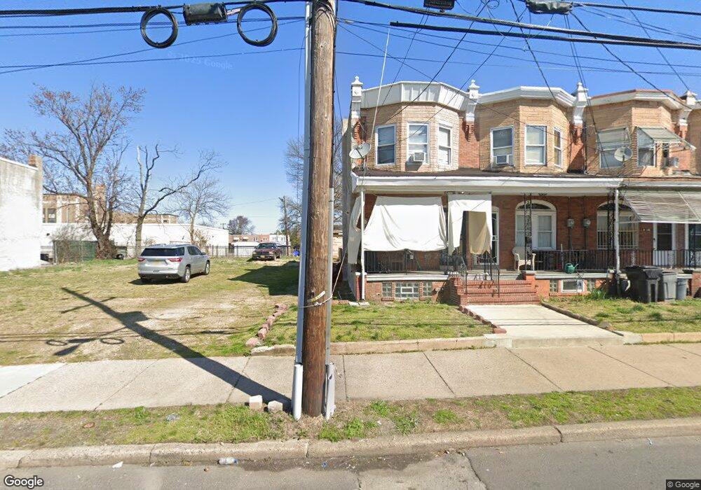 861 Carl Miller Blvd, Camden, NJ 08104 - photo 1