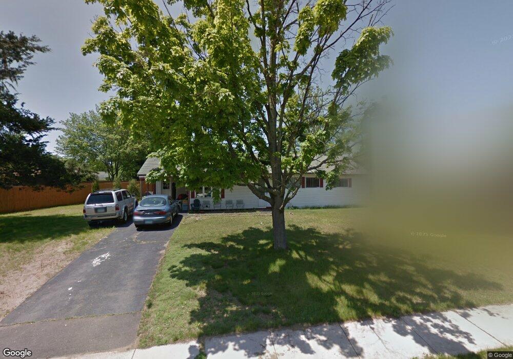 21 Greenview Ln, Windsor Locks, CT 06096 - photo 1