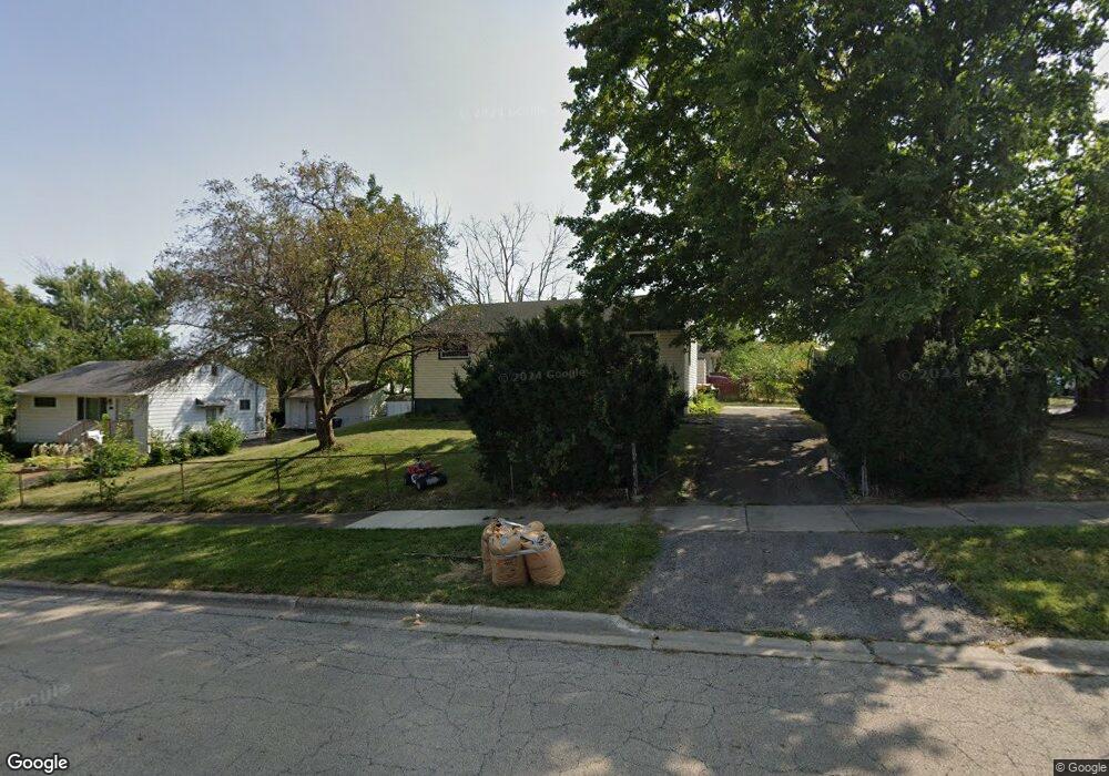 2531 Dakota Rd unit 1, Waukegan, IL 60087 - photo 1