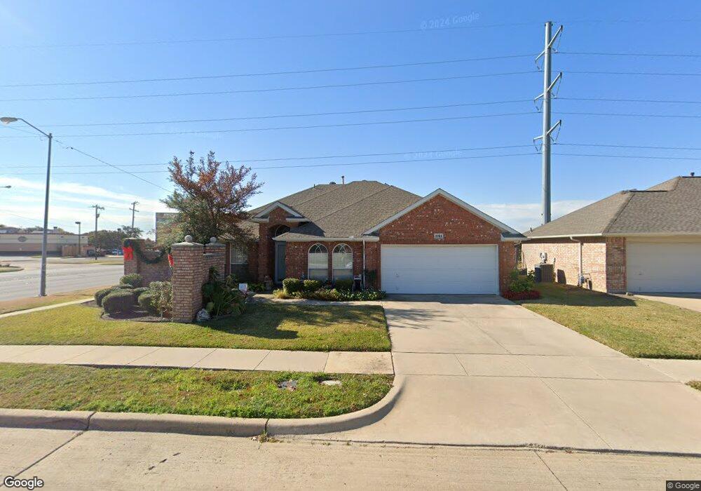 2701 Crystal Glenn Cir, Hurst, TX 76054 - photo 1