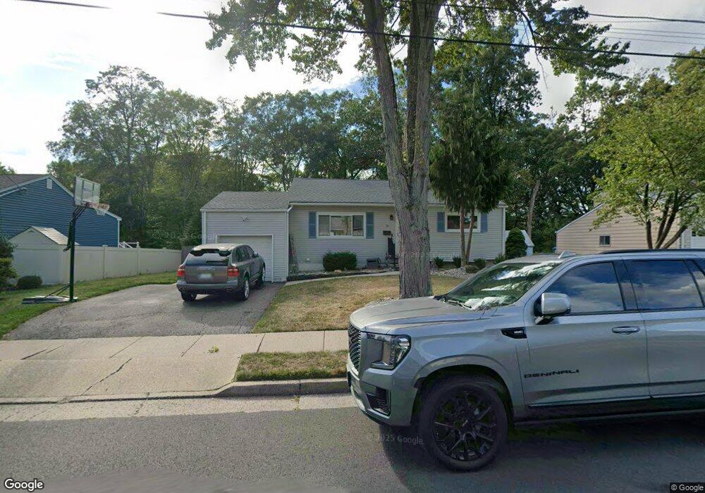 10 Westminster Place, Edison, NJ 08817 - photo 1